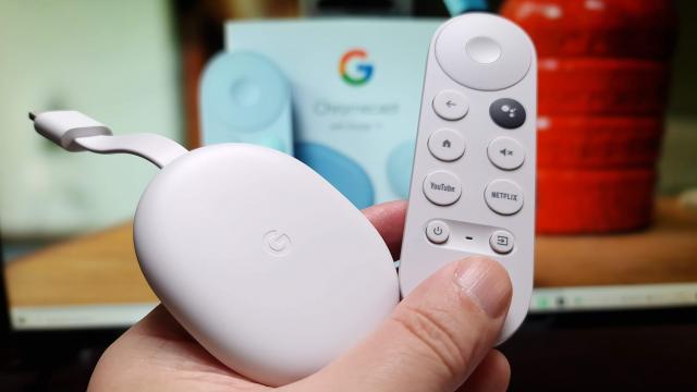 <b>Chromecast With Google TV Review: mai rapid decât multe televizoare Android TV, telecomanda e binevenită (Video)</b>De Black Friday m-am tot frământat cu privire la ce televizor 4K 120 Hz să îmi iau pentru PlayStation 5. Unul dintre principalele obstacole de care m-am lovit a fost cel legat de OS şi două preconcepţii