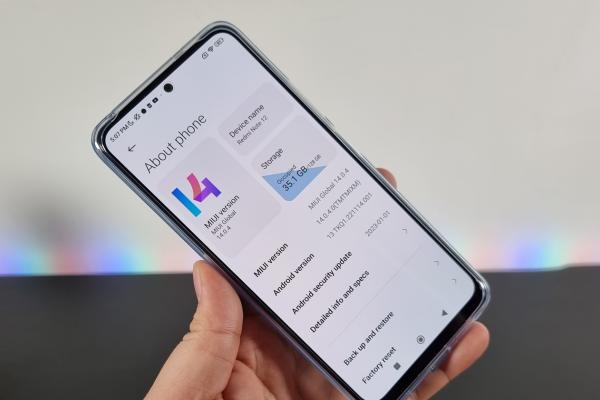 Redmi Note 12 4G: OS, UI și aplicații cu MIUI 13 aplicat peste Android 12, experiență de utilizare familiară, intuitivă