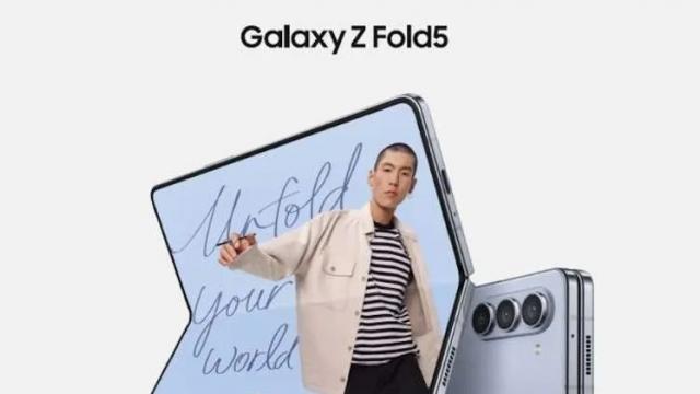 <b>Pliabilul Samsung Galaxy Z Fold 5 apare într-o primă imagine oficială; Designul său e confirmat cu săptămâni înainte de lansare</b>Galaxy Z Fold 5 a fost subiect de zvonuri, leak-uri, specificațiile sale au ajuns pe web deja, iar OnLeaks a oferit randări care ne-au dezvăluit look-ul telefonului. Până acum am avut doar scăpări, leak-uri neconfirmate. Totuși, publicația MySmartPrice
