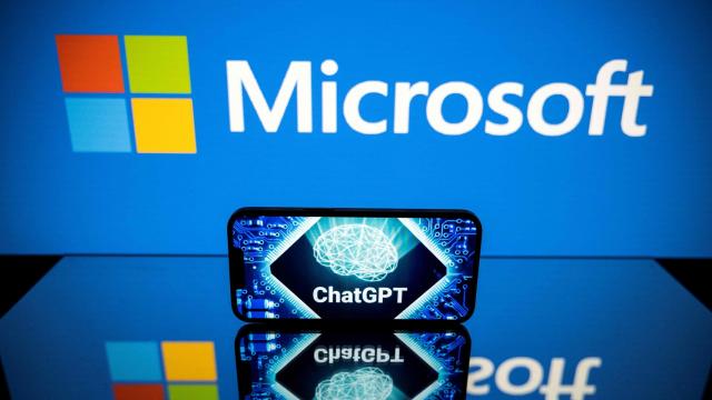 <b>ChatGPT și Google Bard pot genera licențe de Windows 11, oarecum funcționale</b>Tehnologiile AI sunt în plină expansiune în acest moment. Chatboții precum ChatGPT sau Bard de la Google au apărut subit, nu sunt încă reglementați și încă descoperim noutăți pe zi ce trece, neîncetând să ne uimească. De exemplu, recent un utilizator