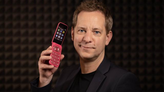 <b>Ce se află în spatele interesului reînnoit pentru telefoanele cu clapetă și cum răspunde Nokia acestei cereri - Interviu cu Lars Silberbauer, CMO HMD Global </b>Seria de interviuri Mobilissimo continuă, astăzi cu un interviu luat lui Lars Silberbauer, CMO HMD Global. Am discutat cu acest oficial al companiei finlandeze despre interesul în creștere în rândul generației Z și a milenialilor pentru telefoanele