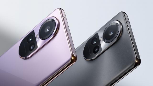 <b>Preț și disponibilitate OPPO Reno10 Pro în România</b>La mijloc de vară se culeg roadele, iar pe scena smartphone sosește iată OPPO Reno10 Pro, varianta globală care astăzi primește un articol dedicat Preț și Disponibilitate odată cu listarea sa pe cale oficială în România. Descoperim din tabelul