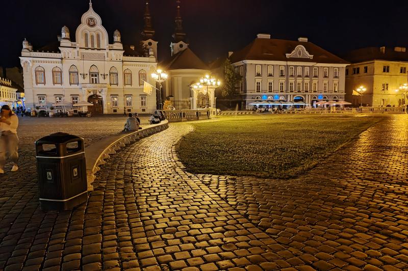 Honor 90 - Mostre Foto (seara): IMG_20230703_232006.jpg