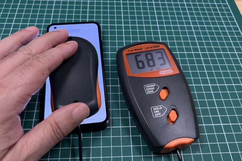 Luminozitate display ASUS Zenfone 10 și ecranul văzut la microscop: Teste-ASUS-Xenfone-10_4.jpg