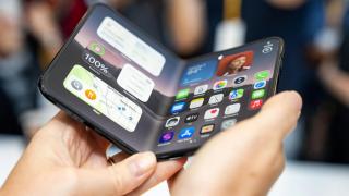 iPhone Duo se lasă așteptat și în România; Ce termene de livrare apar la precomandă