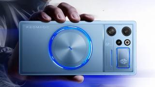 RedMagic 12 Pro+ anunțat: aduce ecran de 185 Hz, răcire cu lichid și baterie de 8.400 mAh