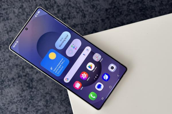 Samsung Galaxy S25 Ultra: OS, UI, aplicaţii sănătos evoluate spre Galaxy AI 2.0