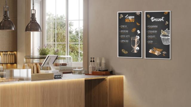 <b>Samsung la ISE 2025: Color E-Paper cu consum zero și un ecran uriaș de 115”</b>Samsung a sosit la ISE 2025 (Integrated Systems Europe) cu o serie de inovații în materie de afișaje digitale, punând accent pe eficiența energetică și integrarea AI. Printre cele mai importante noutăți se numără Samsung Color E-Paper, un ecran cu consum 