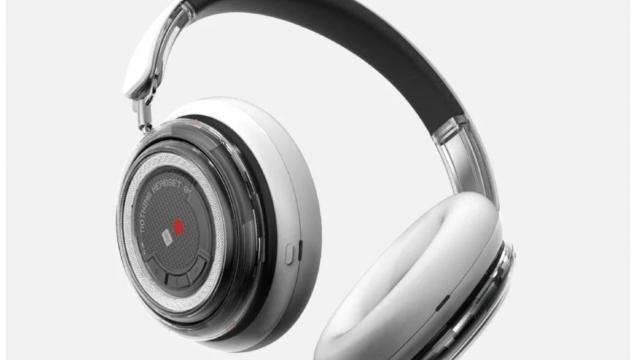 <b>Nothing va lansa căşti wireless over ear; Cum ar putea arăta? Au primit certificarea deja</b>Nothing are planuri mari pentru 2025, inclusiv lansarea unui telefon Nothing Phone (3), dar şi a unui Nothing Phone (3a), care vine chiar în martie. Până atunci se pare că ne aşteaptă şi o pereche nouă de căşti, dar nu una TWS 