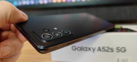 Samsung Galaxy A52s 5G: Design identic cu cel de la Galaxy A52 5G