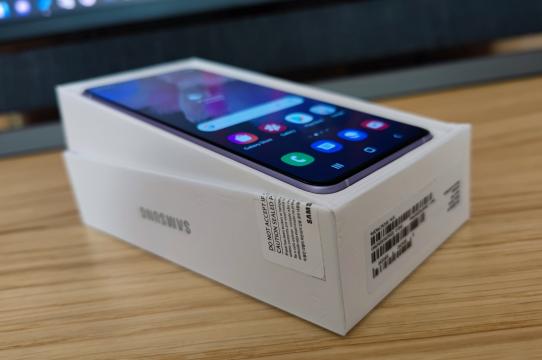 Samsung Galaxy S21 FE 5G - Unboxing: Samsung-Galaxy-S21-FE 5G_005.jpg