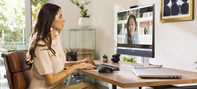 CES 2022: HP vine cu cel mai mare volum de produse aduse vreodată la o ediție a târgului tehnologic! Laptopuri, PC-uri de ultimă generație și monitoare