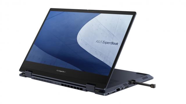 <b>CES 2022: ASUS ExpertBook B5 se înnoieşte cu două modele noi (B5402C și B5402F) - laptopuri compacte pentru productivitate</b>ASUS a adus şi noi modele ExpertBook B5 la CES 2022, mai precis ExpertBook B5 şi ExpertBook B5 Flip (B5402C și B5402F), care mizează pe un design compact şi productivitate. Ele cresc diagonala de la 13 inch pe predecesori la 14 inch