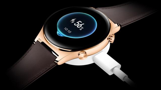 <b>Honor Watch GS 3 este un ceas din materiale premium, cu autonomie de 2 săptămâni, GPS precis</b>Honor a ţinut un eveniment important pe 10 ianuarie 2022, iar vedeta a fost Honor Magic V, telefon pliabil cu procesor Snapdragon 8 Gen 1 şi 3 camere de 50 MP. A debutat şi un ceas, Honor Watch GS 3, fabricat din materiale premium