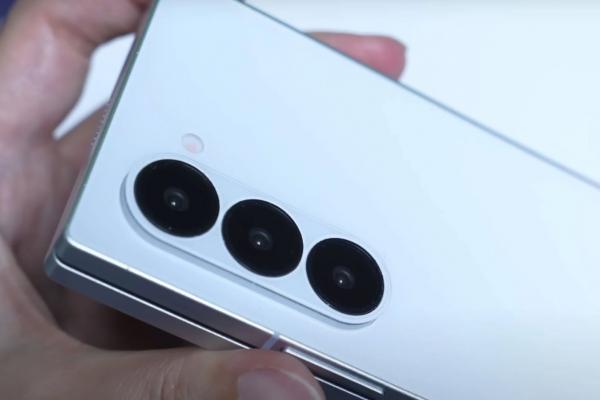 Macheta lui Samsung Galaxy Z Fold 6 este aici, alături de lista completă de specificaţii