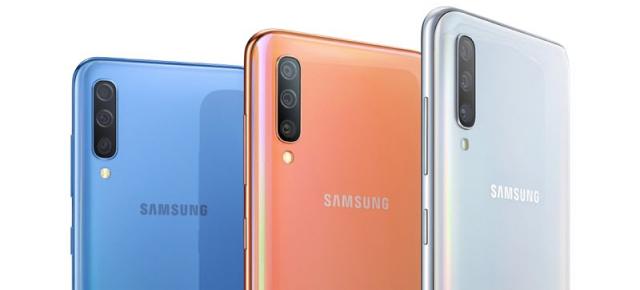 Samsung Galaxy A70 devine oficial! Are ecran de 6.7 inch și baterie de 4500 mAh cu încărcare mai rapidă decât S10