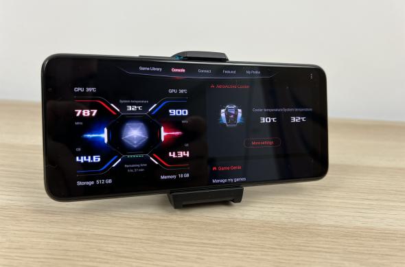 ASUS ROG Phone 6 Pro - Teste Mobilissimo.ro: ASUS-ROG-Phone-6-Pro_097.jpg