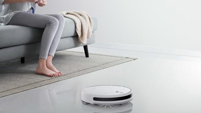 <b>Xiaomi vine cu discount-uri atractive pentru aspiratoarele robot din seria Mi Robot Vacuum-Mop 2 + un card cadou la achiziții</b>Dacă ești în căutarea unui aspirator robot în această perioadă ai toate motivele să alegi un Xiaomi, asta pentru că pe Mi-Home.ro și Xiaomi Store Sun Plaza București, dar și la partenerii oficiali ai Xiaomi, vei găsi prețuri speciale pentru modelele 