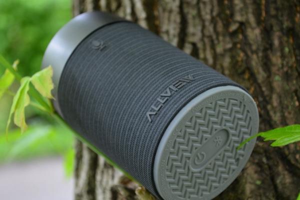 Allview V-Bass Review: difuzorul smart cu Amazon Alexa de care ai nevoie, acasă, la birou sau pe bordul maşinii (Video)