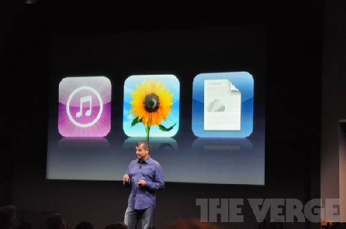 Lansare iPhone 4S (iPhone 5) in direct din campusul Apple - Live Blogging Mobilissimo - imaginea 28