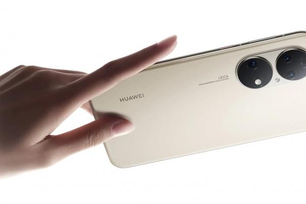 Huawei P50 este acum oficial și vine cu procesor Snapdragon 888 4G, ecran OLED 90Hz și cameră periscop cu zoom optic 5x