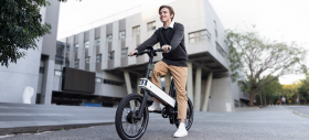 Acer anunță ebii - O bicicletă electrică de oraș, echipată cu tehnologie care include inteligență artificială