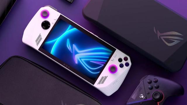 <b>ROG Ally are specificațiile dezvăluite înainte de lansare; Ce ne rezervă consola de gaming rival pentru Nintendo Switch / Steam Deck?</b>ASUS a anunțat subit ROG Ally, inițial printr-un trailer care a fost postat pe 1 aprilie în acest an. Mulți au crezut astfel că e doar o glumă, iar compania nu plănuiește să lanseze o astfel de consolă de gaming rival pentru Nintendo Switch / Steam Deck