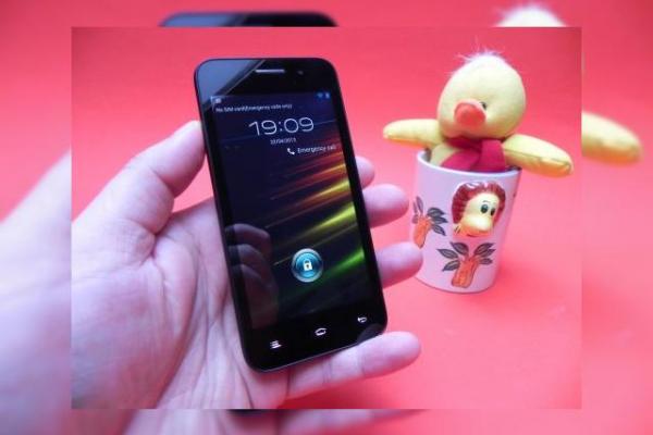 Review Allview P5 Quad: design bun, software excelent, un dual SIM care livrează (Video)