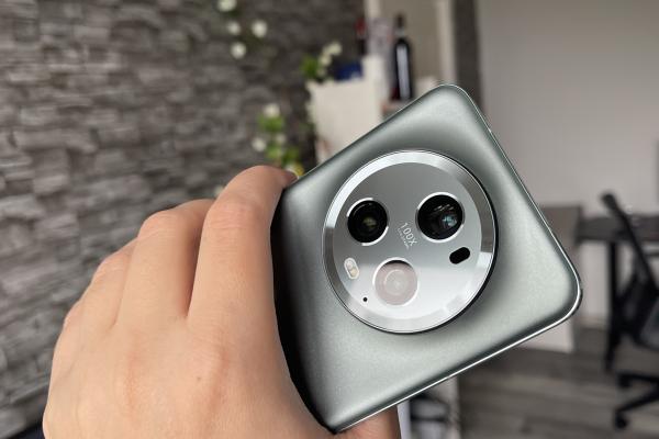 Honor Magic5 Pro: O cameră de excepție care scoate cadre cinematice, setup demn de un flagship din 2023