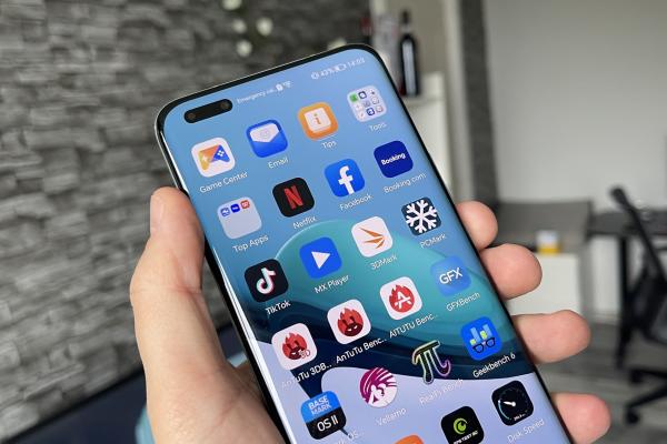Honor Magic5 Pro: Android 13 în combinație cu Magic OS 7.1, o interfață ce are nevoie de un upgrade modern