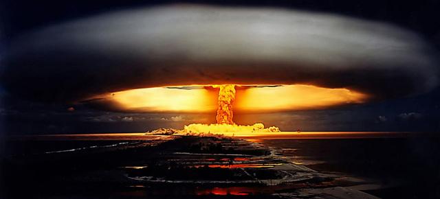 Best of Tech News #25: SUA blochează accesul AI la arme nucleare, explozia SpaceX Starship investigată