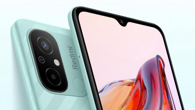 <b>Redmi 12 urmează să debuteze, cu baterie generoasă și alimentare rapidă</b>În martie au debutat o mulțime de smartphone-uri sub seria Redmi Note 12. Inițial au sosit 4 terminale, iar ulterior au mai fost prezentate două modele mai accesibile, care dispun de conectivitate 4G LTE. În aceeași lună a ajuns în România și Redmi 12C