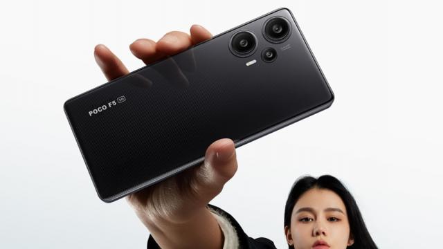 <b>Confirmare oficială: POCO F5 sosește la nivel global cu procesor Snapdragon 7+ Gen2</b>Curând urmează să sosească la nivel global o serie de telefoane așteptată de fanii POCO / Xiaomi. E vorba despre modelele POCO F5 și F5 Pro. Detalii despre acestea sunt deja cunoscute, însă azi compania a confirmat oficial lansarea variantei de bază