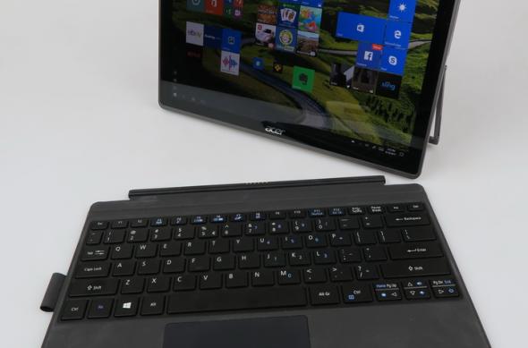 Acer Switch 3 - Galerie foto Mobilissimo.ro: Acer-Switch-3_105.JPG