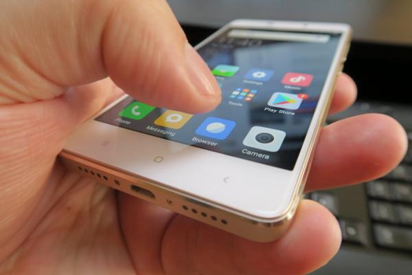 Xiaomi Redmi 4: Hardware excelent la preţul plătit, alt brand mare ar fi cerut dublu