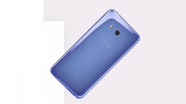 <b>HTC U11 va primi o actualizare care îi aduce suport pentru filmare Full HD la 60 FPS şi colorit sRGB pentru ecran</b>Se pare că HTC nu pregătește doar un update menit să ne ofere noi gesturi de interacțiune cu smartphone-ul HTC U11, ci și o actualizare mai serioasă. Pachetul software pe care îl așteptăm va aduce suport pentru filmare Full HD la 60 cadre pe secundă 