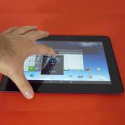 Review ASUS MeMo Pad FHD 10: o tabletă midrange cu difuzoare excelente, procesor Intel performant și design plăcut (Video)