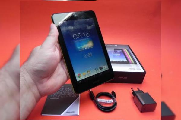 ASUS MeMo Pad HD 7 unboxing: tabletă quad core cu preț accesibil, look tineresc (Video)