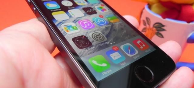 iPhone 5s Review: Touch ID inovează, calitatea audio/video impecabilă, iOS 7 nu convinge (Video)
