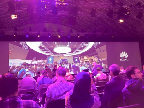 Live Blogging conferință Huawei @ MWC 2016: lansare MateBook, MediaPad T2 și Huawei P9 - imaginea 10