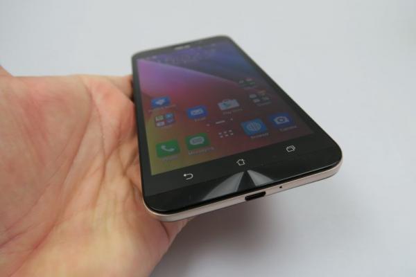 ASUS ZenFone MAX Review: cel mai puternic battery phone testat la Mobilissimo, vine cu o cameră "Laser" (Video)