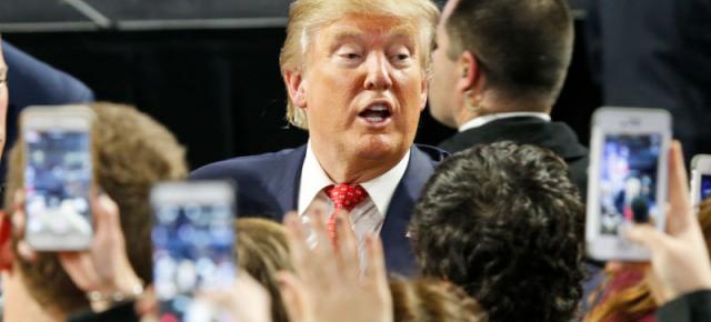 Apple refuză să deblocheze iPhone-ul unor terorişti, chiar şi la ordinul autorităţilor; Donald Trump insistă pe desecurizare