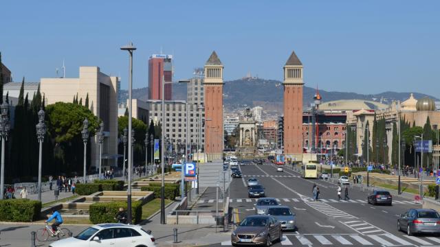 <b>Jurnal de bord MWC 2016, ziua 2: Febra lansărilor începe cu un eveniment inedit marca Samsung și cu hibridul Huawei MateBook</b>Dacă &icirc;n prima zi lucrurile au fost ceva mai calme &icirc;n Barcelona, nu pot spune același lucru și despre ziua de 21 februarie - moment &icirc;n care Huawei și Samsung aveau să-și anunțe cele mai interesante terminale pregătite pentru prima...