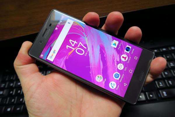 Sony Xperia X Performance: Multimedia stereo, cu multe reglaje şi opţiuni