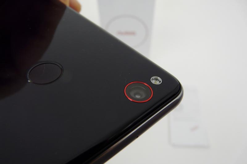 Unboxing Nubia Z11 Mini (conținutul cutiei): ZTE-Nubia-Z11-Mini-Unboxing_030.JPG