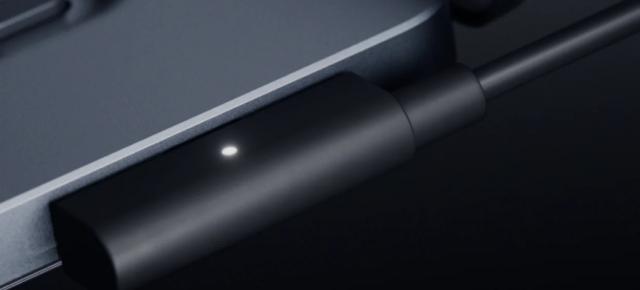 Microsoft face ce Apple n-a făcut cu MagSafe: pune magnetul direct pe USB-C