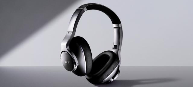 Samsung revine pe piața căștilor over-ear după aproape 10 ani? Galaxy Studio ar putea debuta alături de Galaxy S27