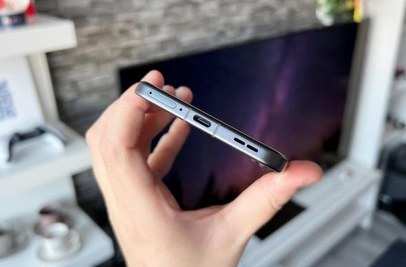 OPPO Reno13 Pro - Unboxing: OPPO-Reno13-Pro-Unboxing_015.jpg