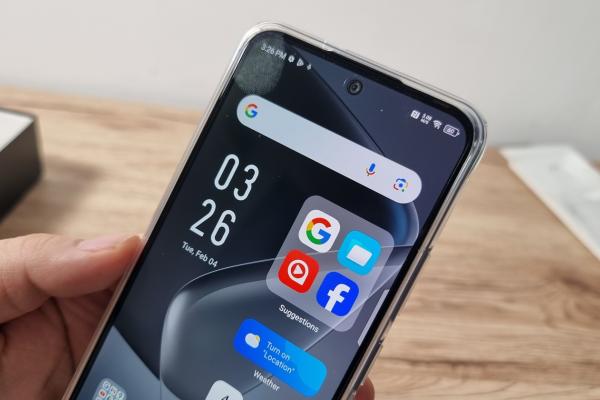 Infinix Hot 50 Pro 4G: Display AMOLED generos cu refresh rate crescut și unghiuri largi de vizualizare