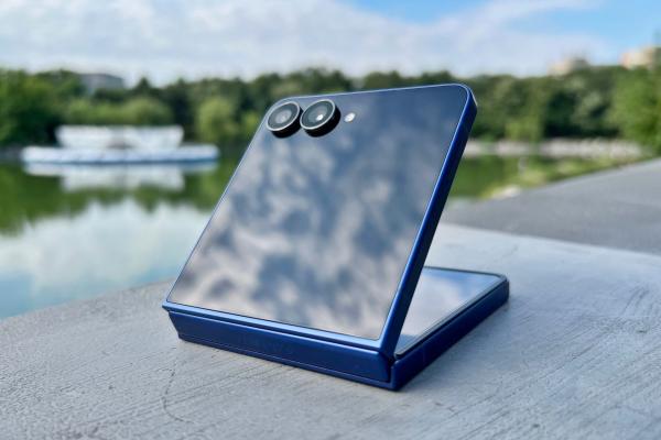 Samsung Galaxy Z Flip7 review detaliat în limba română (evaluare Mobilissimo)